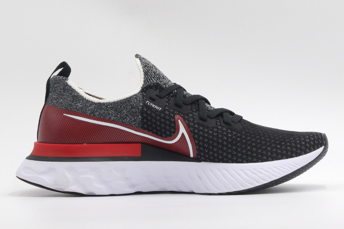 nike react legend 9 pro